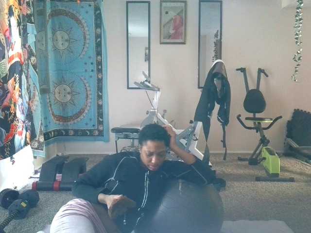 AdviceColumn's BongaCams show and profile