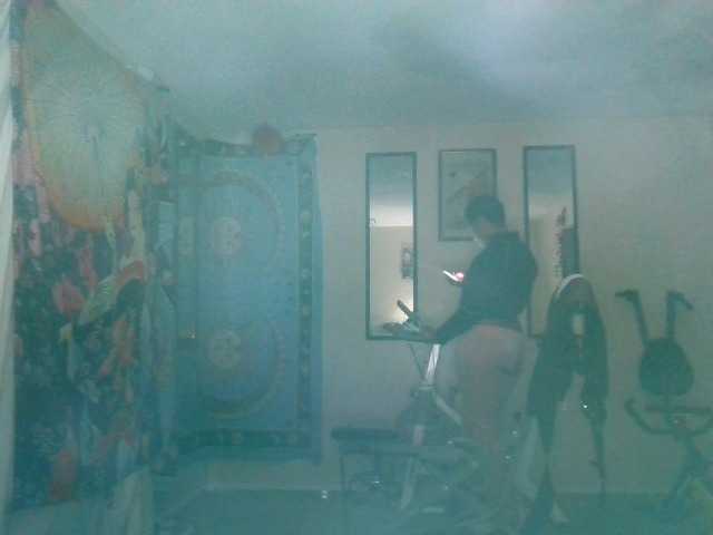 AdviceColumn's BongaCams show and profile