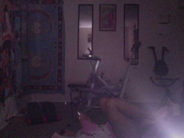 AdviceColumn's BongaCams show and profile