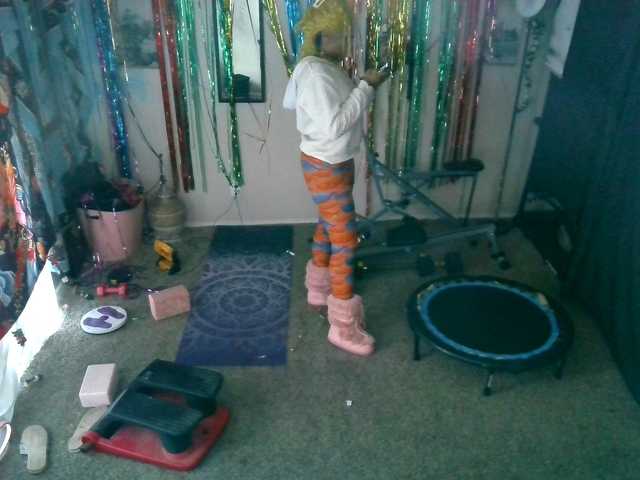 AdviceColumn's BongaCams show and profile