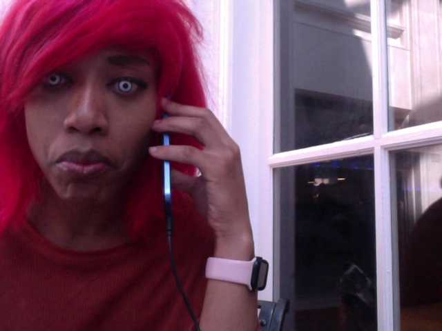 AdviceColumn's BongaCams show and profile