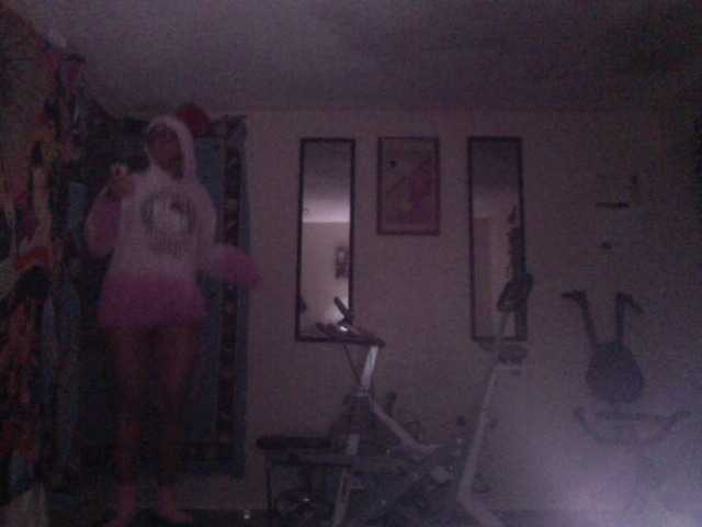 AdviceColumn's BongaCams show and profile