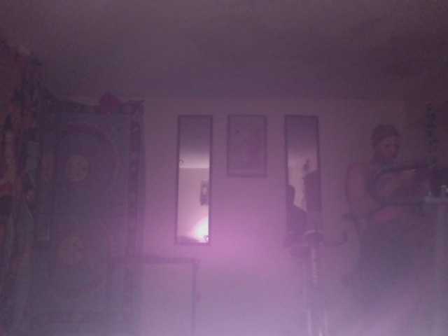 AdviceColumn's BongaCams show and profile