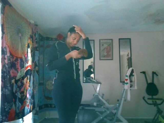 AdviceColumn's BongaCams show and profile