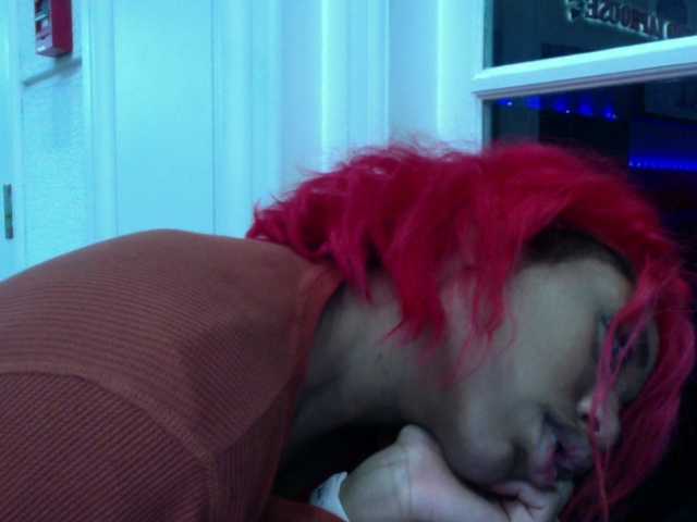 AdviceColumn's BongaCams show and profile