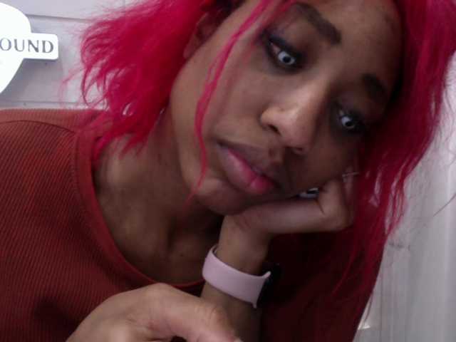 AdviceColumn's BongaCams show and profile