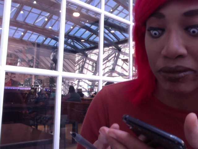 AdviceColumn's BongaCams show and profile