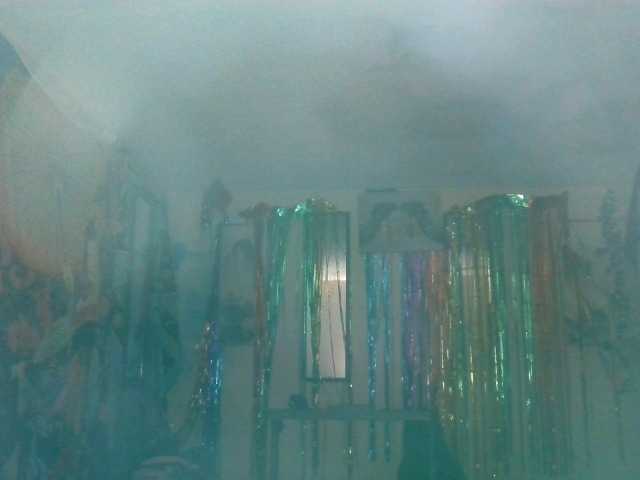 AdviceColumn's BongaCams show and profile