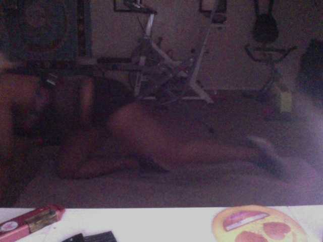 AdviceColumn's BongaCams show and profile