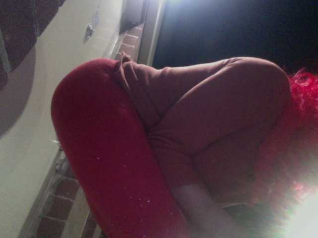 AdviceColumn's BongaCams show and profile