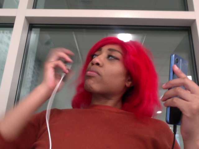 AdviceColumn's BongaCams show and profile