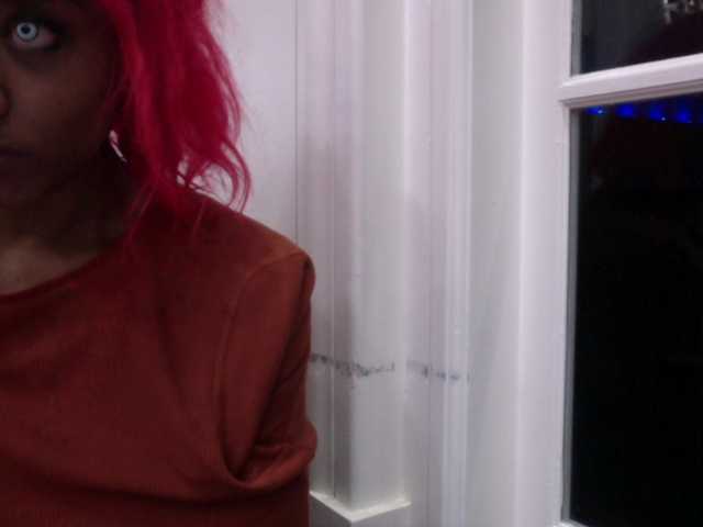 AdviceColumn's BongaCams show and profile