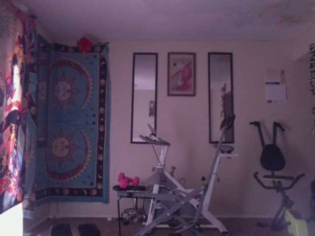 AdviceColumn's BongaCams show and profile