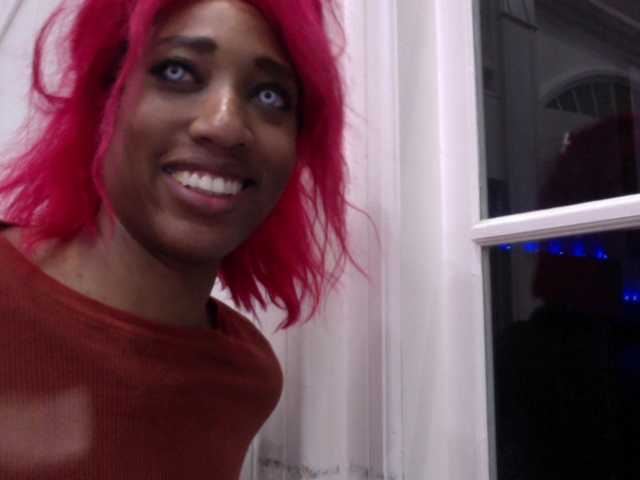 AdviceColumn's BongaCams show and profile