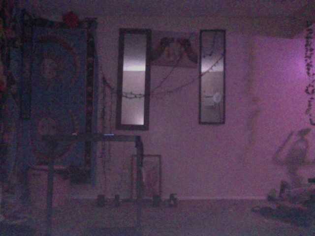 AdviceColumn's BongaCams show and profile