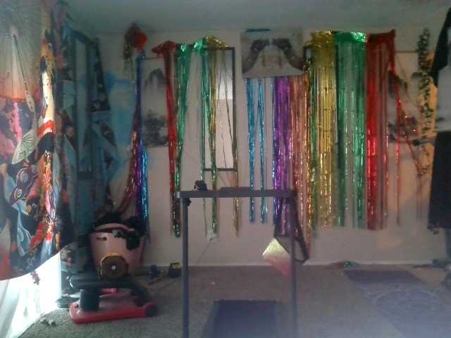 AdviceColumn's BongaCams show and profile