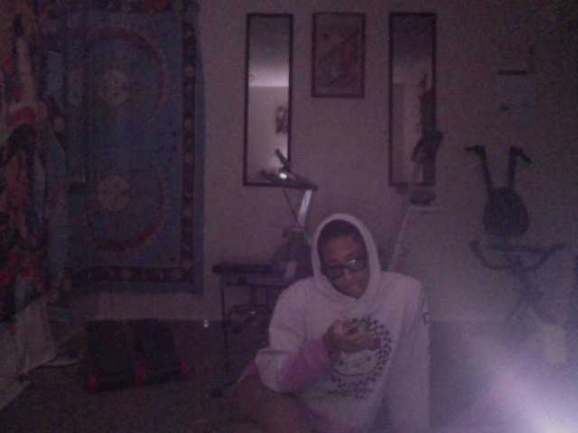 AdviceColumn's BongaCams show and profile