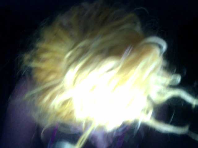 AdviceColumn's BongaCams show and profile