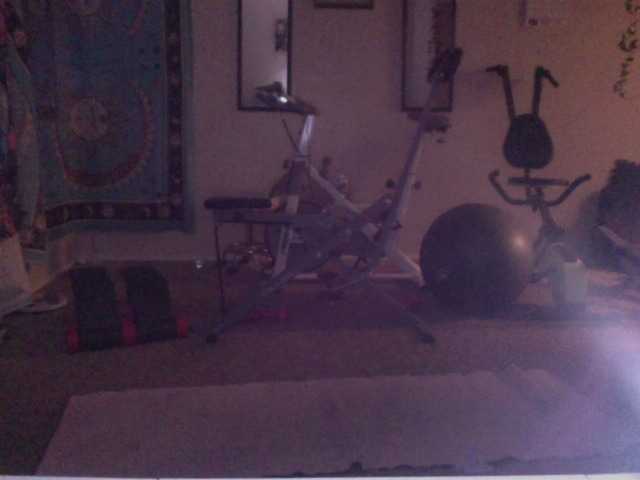 AdviceColumn's BongaCams show and profile