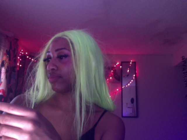 AdviceColumn free chat on liveonude