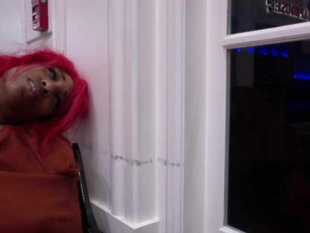 AdviceColumn's BongaCams show and profile