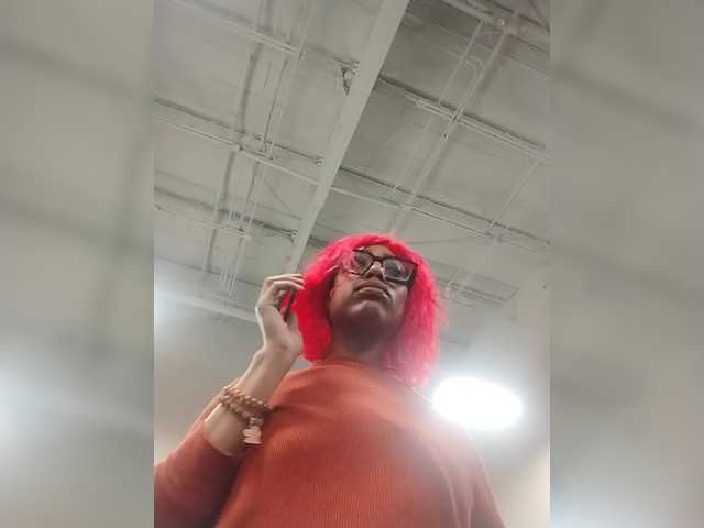 AdviceColumn's BongaCams show and profile