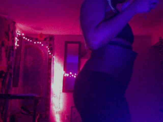 AdviceColumn Live Webcam on BongaCams