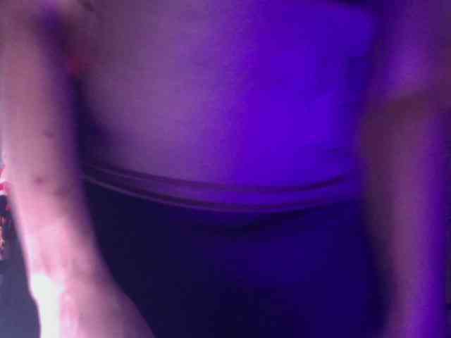 AdviceColumn Live Webcam on BongaCams