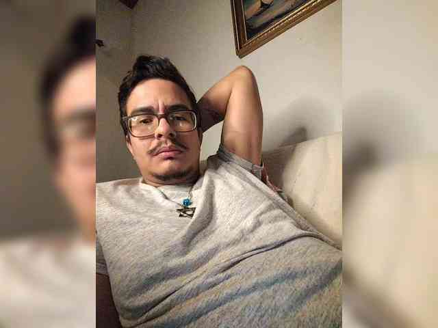 JHONPASTORI Live Webcam on BongaCams