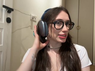 KellyyBeryy Porn Show