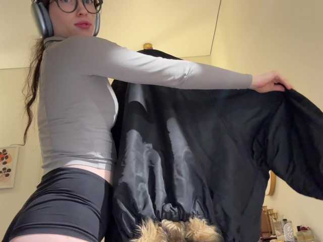 KellyyBeryy's BongaCams show and profile