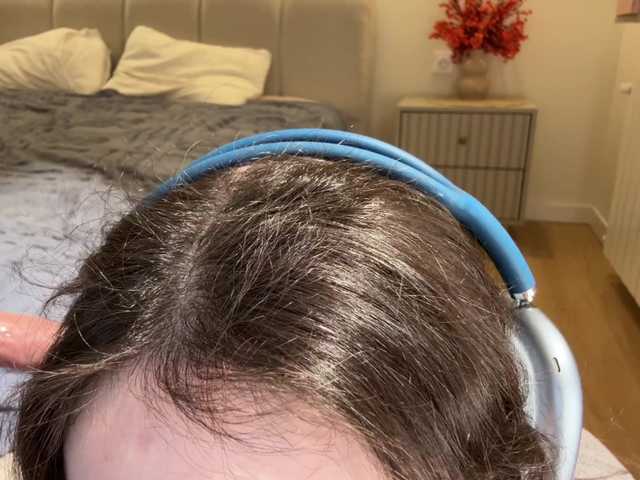 KellyyBeryy's BongaCams show and profile