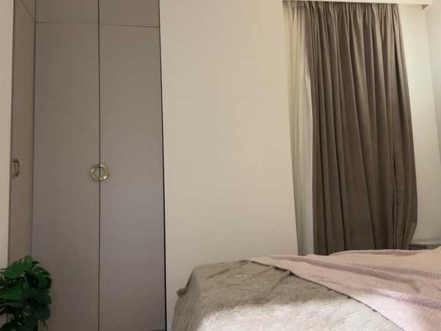 KellyyBeryy's BongaCams show and profile