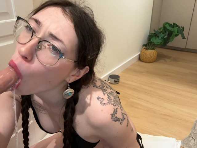 KellyyBeryy's BongaCams show and profile