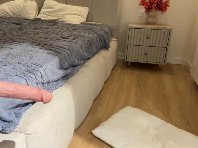 KellyyBeryy's BongaCams show and profile