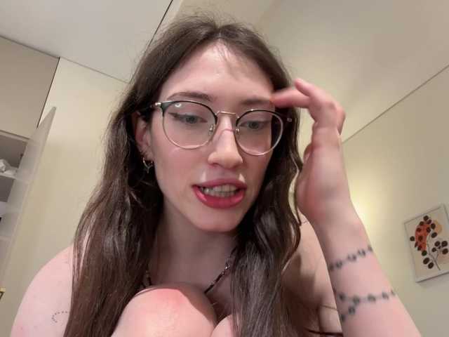 KellyyBeryy's BongaCams profile