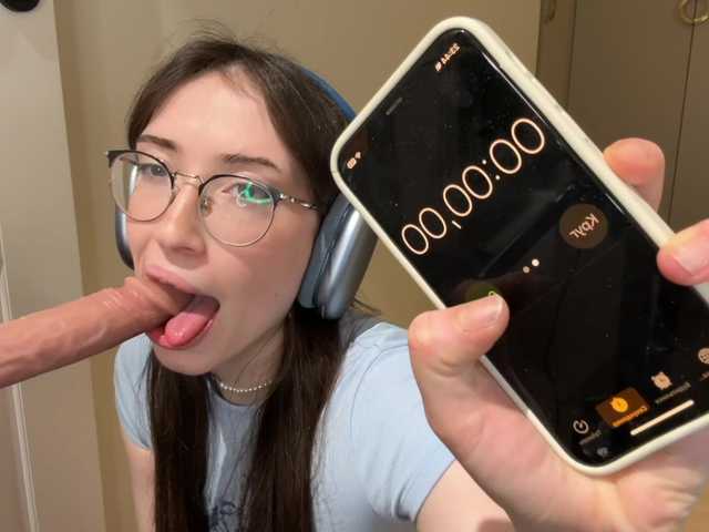 KellyyBeryy's BongaCams show and profile