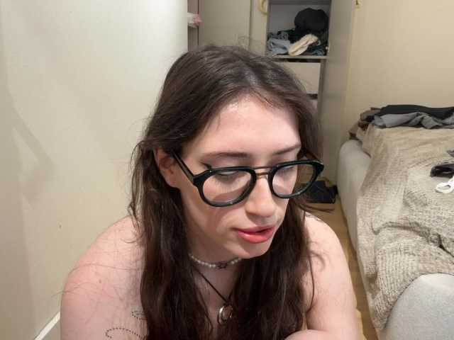 KellyyBeryy's BongaCams show and profile