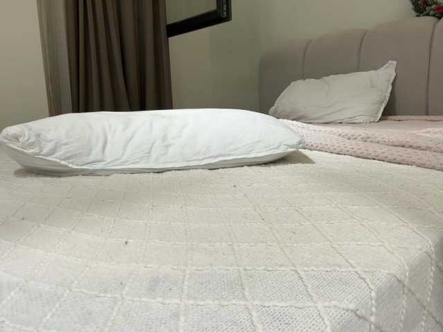 KellyyBeryy's BongaCams show and profile