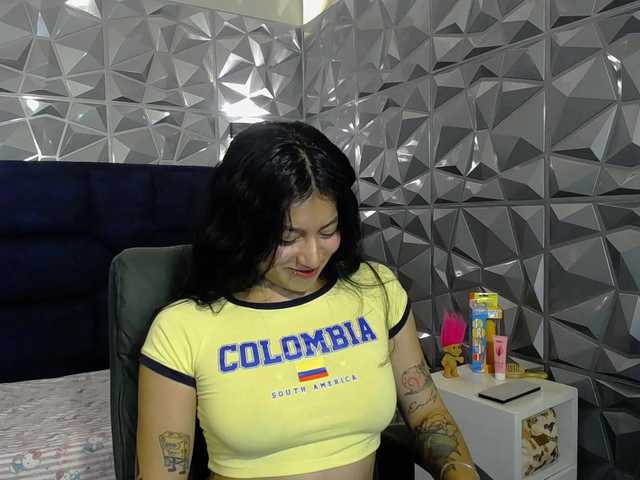 daila51's BongaCams show and profile