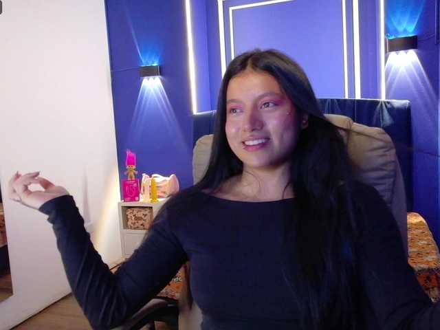 daila51's BongaCams show and profile