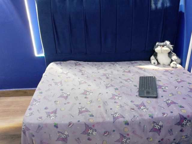 daila51's BongaCams show and profile