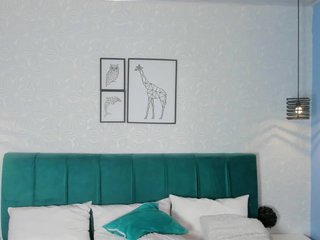 ninna-curly Porn Show