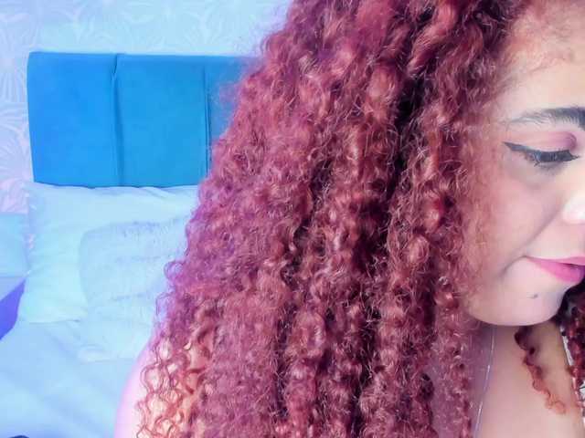 ninna-curly's BongaCams show and profile