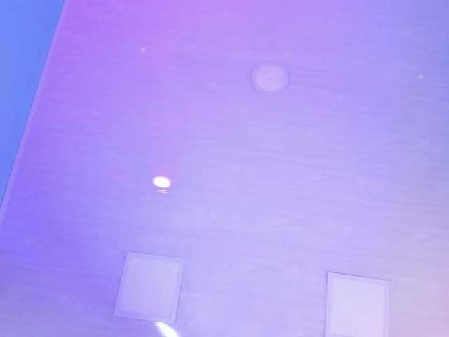 ninna-curly's BongaCams show and profile