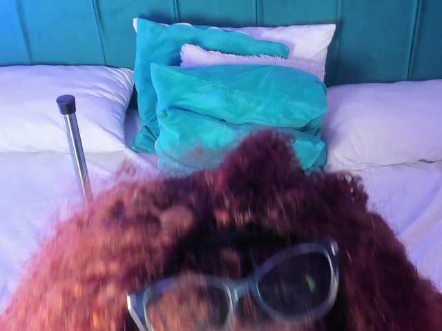 ninna-curly's BongaCams show and profile