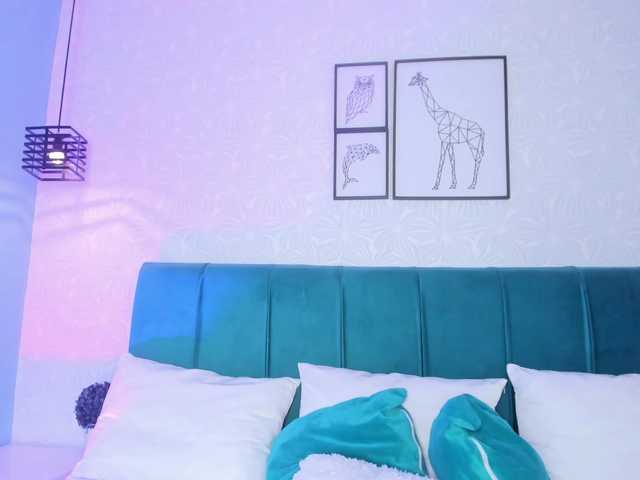 ninna-curly's BongaCams show and profile