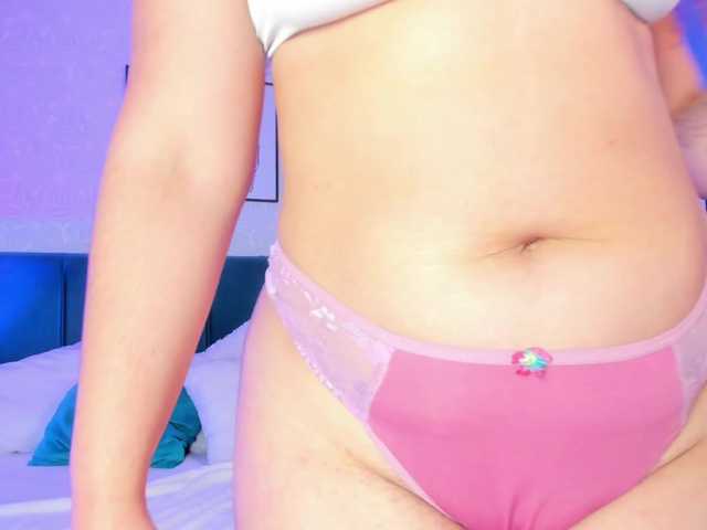 ninna-curly's BongaCams show and profile