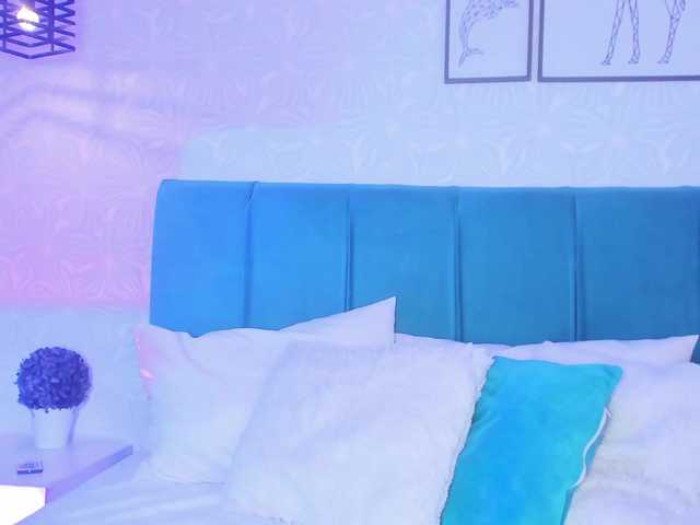 ninna-curly's BongaCams show and profile