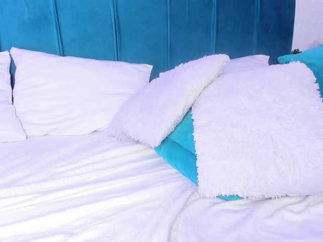 ninna-curly's BongaCams show and profile